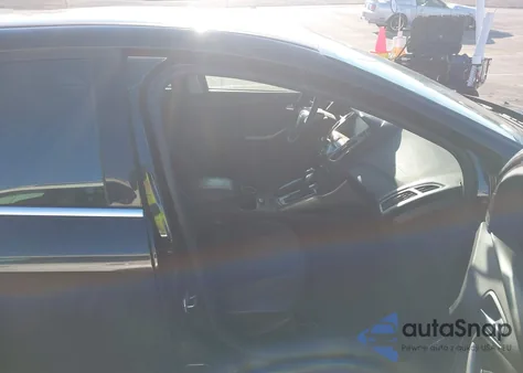 2012 Ford Focus Sel z USA, uszkodzony, nr VIN 1FAHP3H23CL479609